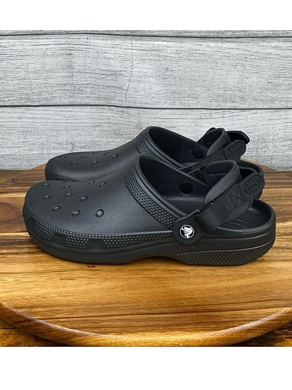 Crocs Classic Slip Resistant Black Work Clog Women’s Shoe Size 11 / Men’s Size 9
